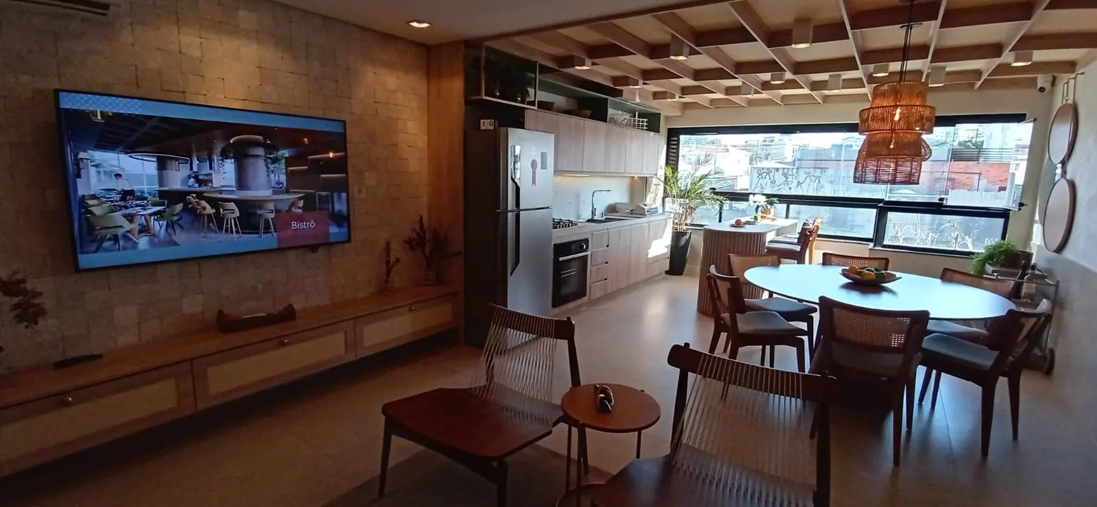 Residencial Arken || Apartamentos de 82, 75 e 66 m² || 3 dorms ou 2 dorms com living ampliado || Varanda gourmet com churrasqueira e jardim || 1 ou 2 vagas de garagem || Depósito privativo || Financiamento direto com a construtora Vegus || Arken Residencial